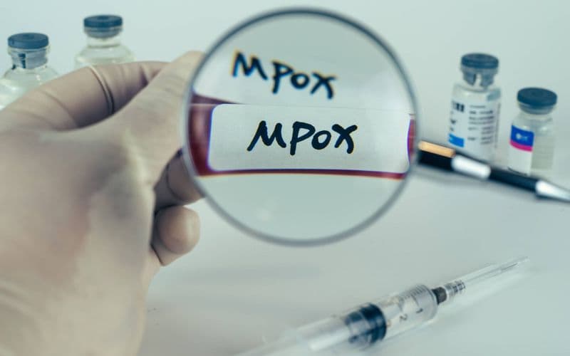 Mpox/Đậu mùa khỉ là gì? Một nhà vi sinh vật học giải thích những gì được biết về họ hàng đậu mùa này