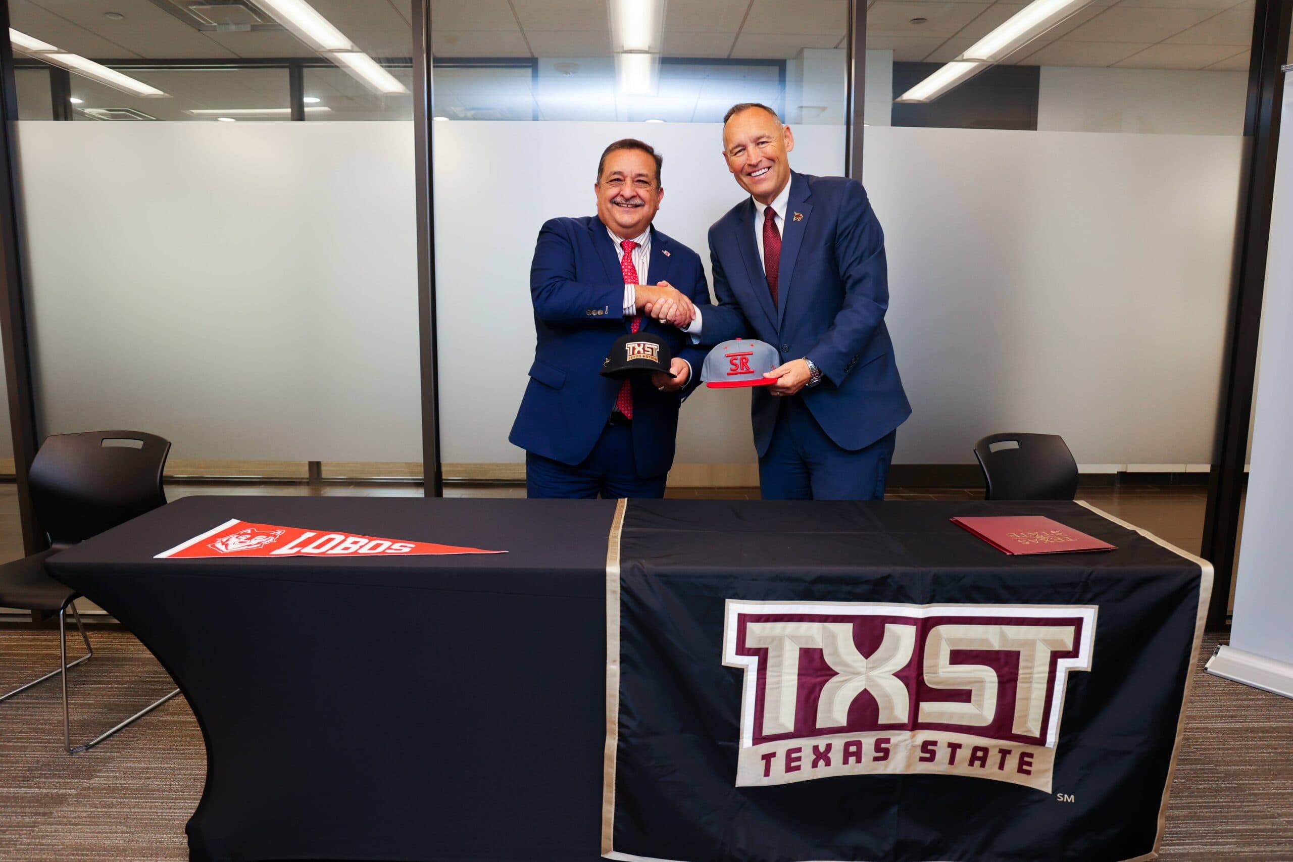 TXST & Sul Ross State University công bố chương trình đồng ghi danh: Học 2 trường song song, mở lối lấy bằng Cử nhân TXST ngay tại West Texas
