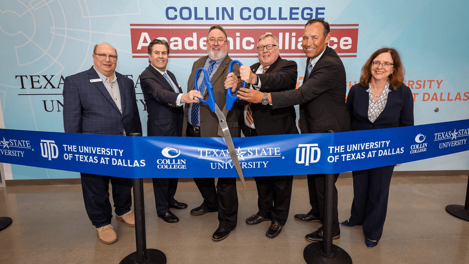 Texas State và Collin College triển khai chương trình chuyển tiếp đại học đảm bảo