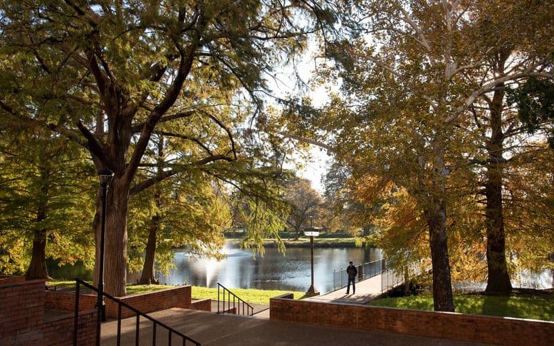 Ngày Trái Đất tại TXST: Học tập, nghiên cứu và hành động vì tương lai xanh