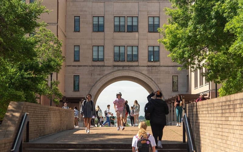 Đại học Bang Texas (TXST) Được Xếp Hạng Là Một Trong Những Trường Đại Học Tốt Nhất Hoa Kỳ Năm 2025 Theo Money Magazine
